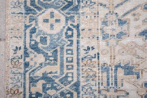 Vintage Heriz Area Rug (7' x 10')